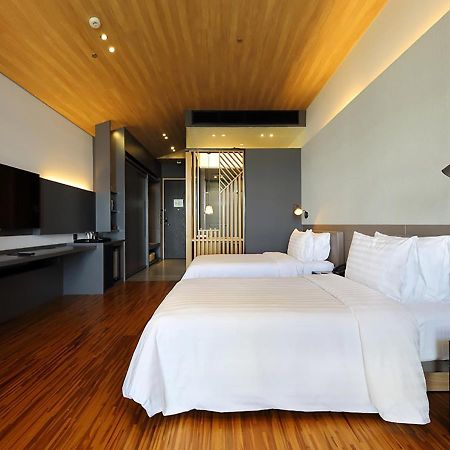มิโดริ คล้าค โฮเต็ล แอนด์ คาสิโน Hotel Clark Field ภายนอก รูปภาพ