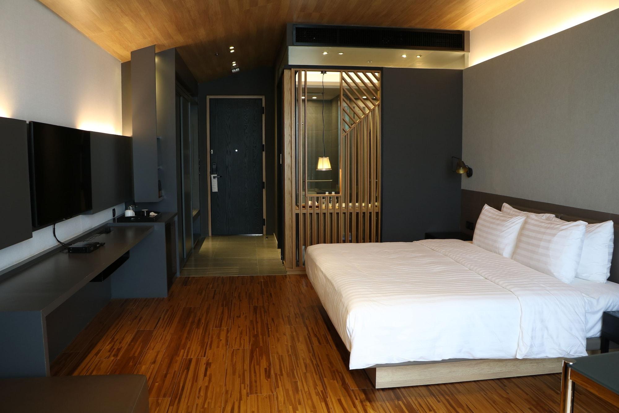 มิโดริ คล้าค โฮเต็ล แอนด์ คาสิโน Hotel Clark Field ภายนอก รูปภาพ