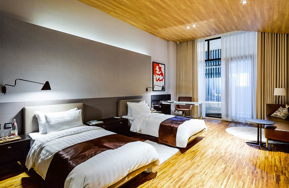 มิโดริ คล้าค โฮเต็ล แอนด์ คาสิโน Hotel Clark Field ภายนอก รูปภาพ